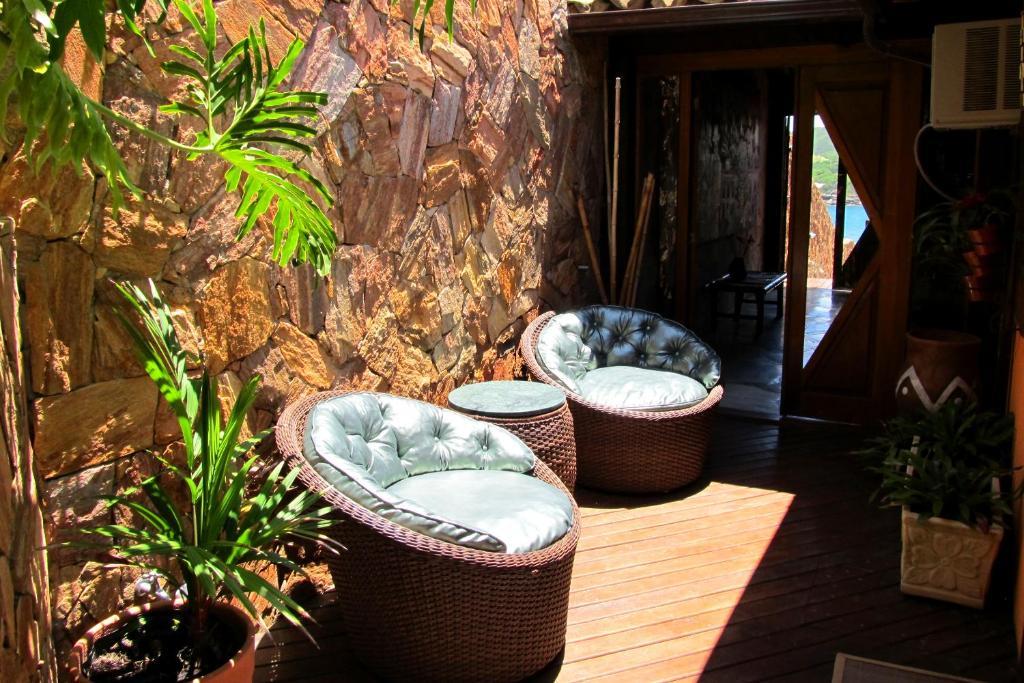 Three-Bedroom Apartment with Balcony,385265695:JPEG